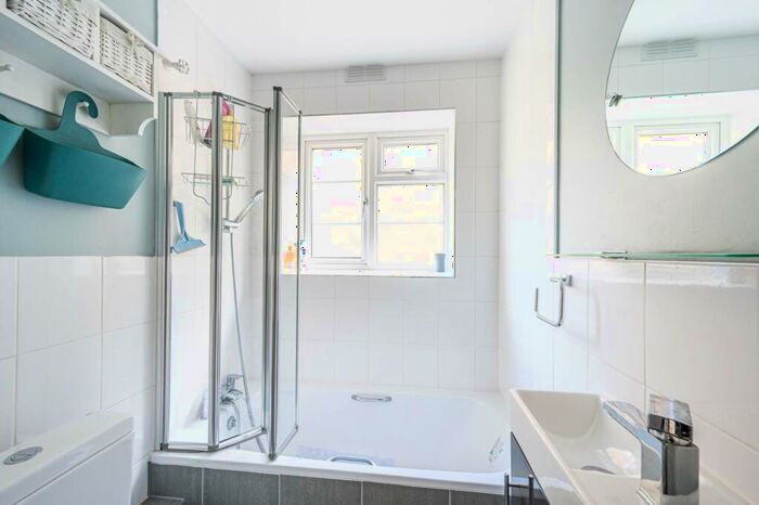 1 Bedroom Flat To Rent In Flat, De Beauvoir Court, De Beauvoir Town, London, N1