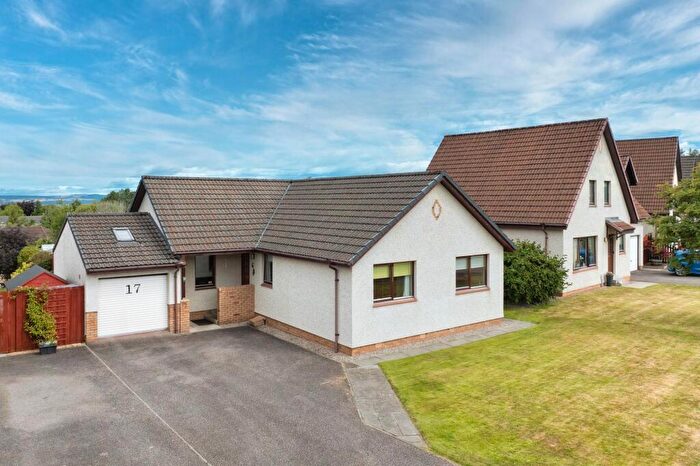 4 Bedroom Detached Bungalow For Sale In Towerhill Drive, Cradlehall, IV2