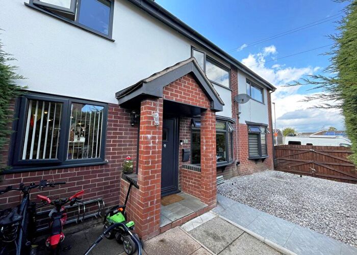 6 Bedroom Semi-Detached House For Sale In Patrick Place, Brindley Ford, ST8