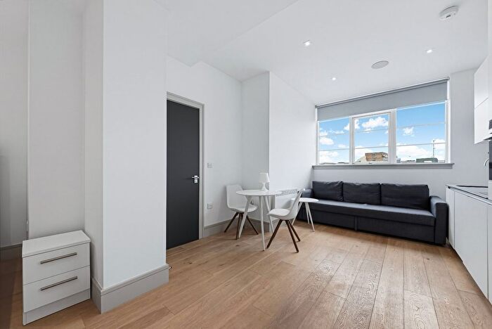 Studio To Rent In Philpot Street, London, E1