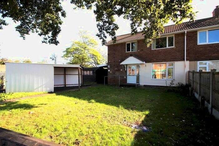 3 Bedroom Semi-Detached House For Sale In Lawnwood Avenue, Elkesley, Retford, DN22