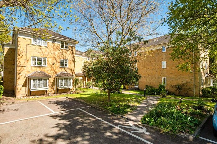 2 Bedroom Flat For Sale In Kent House Road, Sydenham, London, SE26