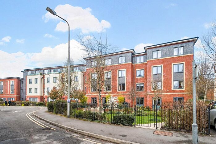 1 Bedroom Retirement Property For Sale In Newbury, Berkshire, RG14