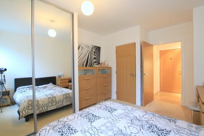 2 Bedroom Flat To Rent In Norstead Place, London, SW15