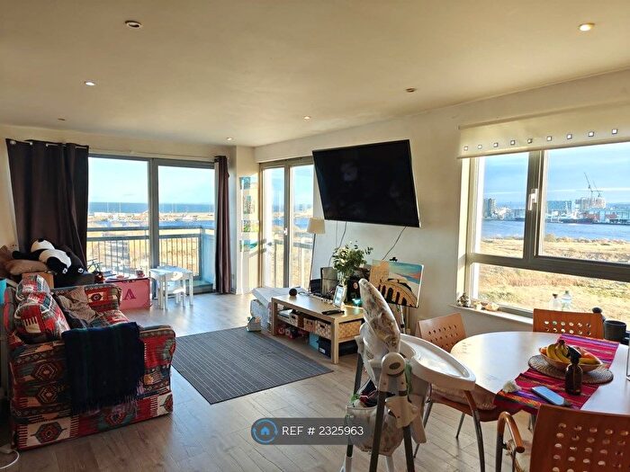 3 Bedroom Flat To Rent In Western Harbour, Edinburgh, EH6