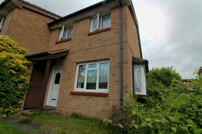 3 Bedroom House To Rent In Downs Barn Boulevard, Downs Barn, Milton Keynes, MK14