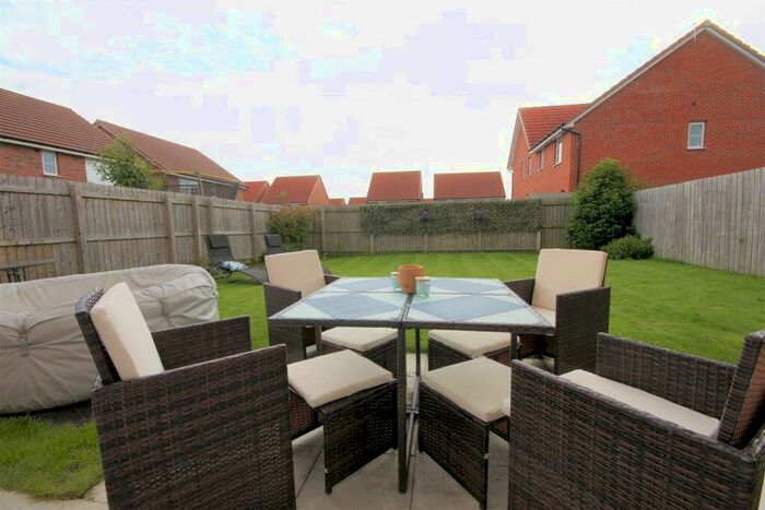 4 Bedroom Detached House For Sale In Petfield Drive, Anlaby, HU10