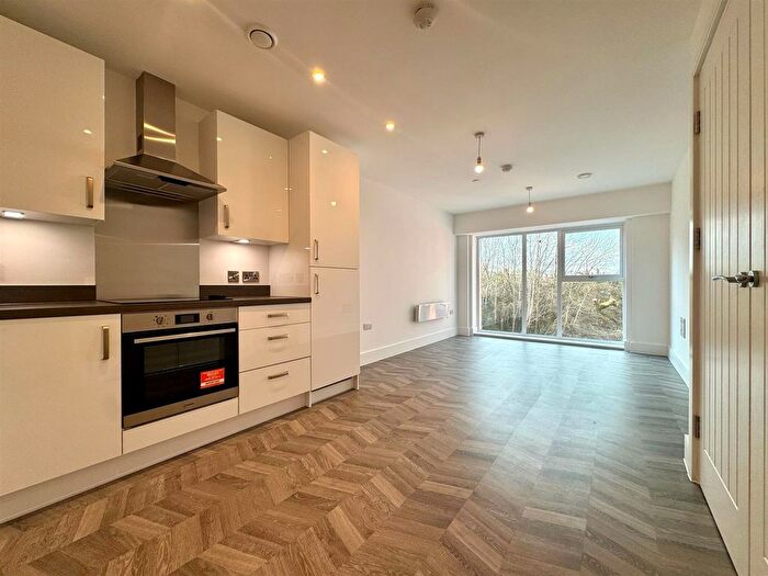 1 Bedroom Flat To Rent In Dalmuir Road, Birmingham, B31