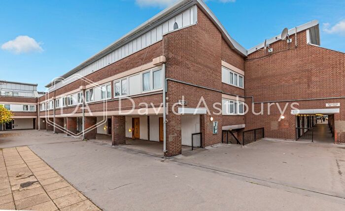 1 Bedroom Flat For Sale In Haverstock Road, Kentish Town, London, NW5