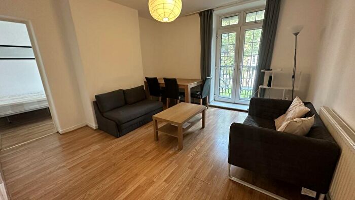 4 Bedroom Apartment To Rent In Berners House, Angel, N1