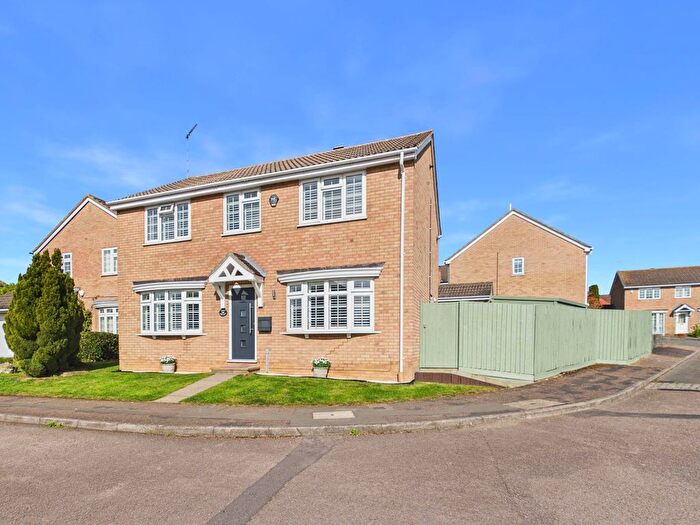 4 Bedroom Detached House For Sale In Keats Drive, Towcester, NN12