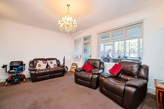 2 Bedroom Terraced House For Sale In Main Road, Pye Bridge, Alfreton, DE55