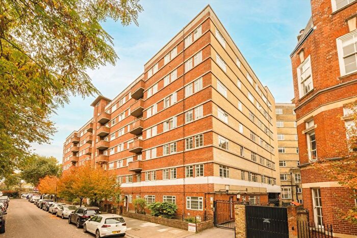 3 Bedroom Flat To Rent In Edith Villas, West Kensington, W14