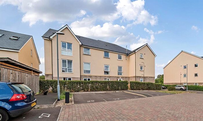 2 Bedroom Flat For Sale In Greenfield Road, Keynsham, Bristol, BS31