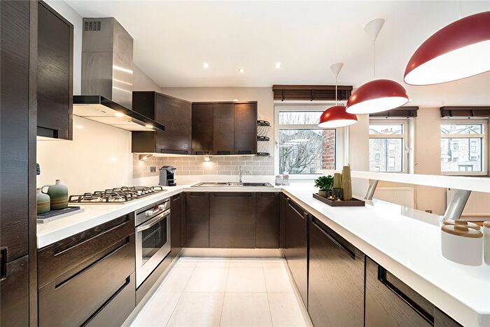 2 Bedroom Flat To Rent In Kildare Court, Kildare Terrace, London, W2