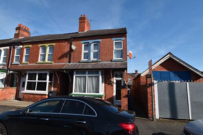 3 Bedroom End Of Terrace House For Sale In Herbert Street, Loughborough, LE11