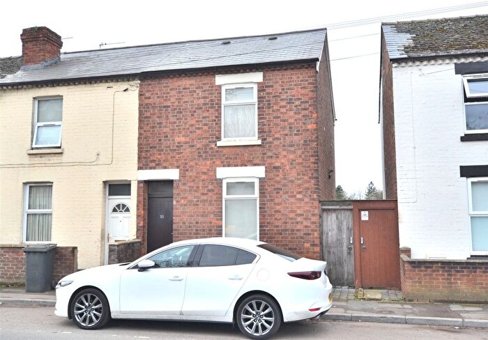3 Bedroom End Terrace House For Sale In Great Western Road, Gloucester, Gloucestershire, GL1