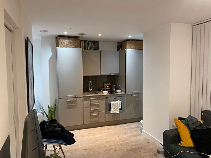 1 Bedroom Studio To Rent In Stratosphere Tower, Stratford, E15