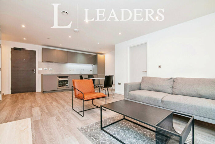 2 Bedroom Apartment To Rent In , Lionel Street, Landrow Place, B3