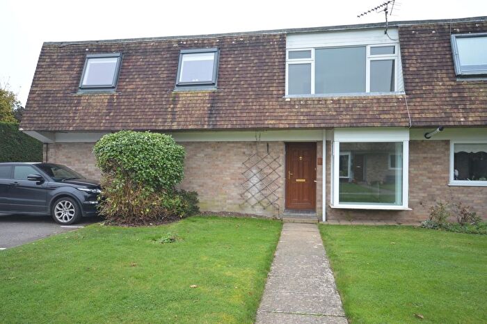 2 Bedroom Terraced House To Rent In Plantation Court Avenue Road, Lymington, Hampshire, SO41