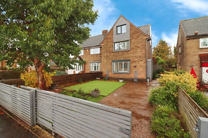 3 Bedroom Semi Detached House For Sale In Common Lane, Shirebrook, NG20