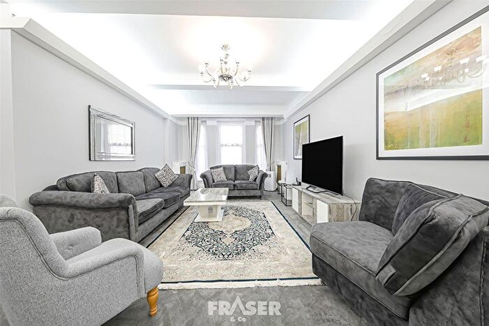 4 Bedroom Flat For Sale In Berkeley Court, NW1
