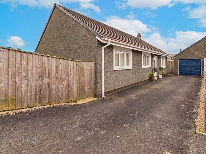 3 Bedroom Detached Bungalow For Sale In Fairbush Close, Crundale, SA62