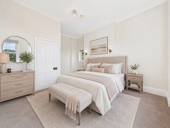 1 Bedroom Flat To Rent In Flat, Newcastle Drive, Nottingham, Nottinghamshire, NG7