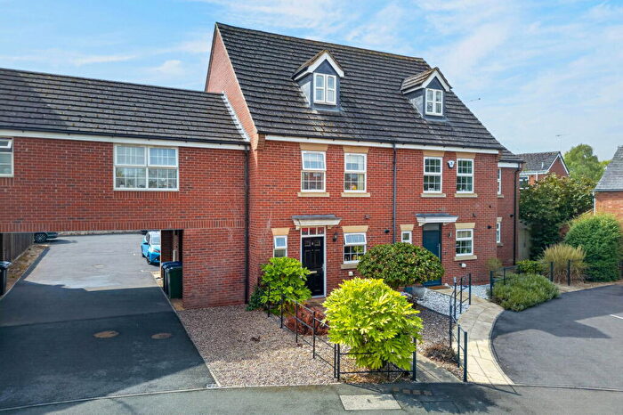 4 Bedroom Terraced House For Sale In Dunmore Road, Market Harborough, LE16