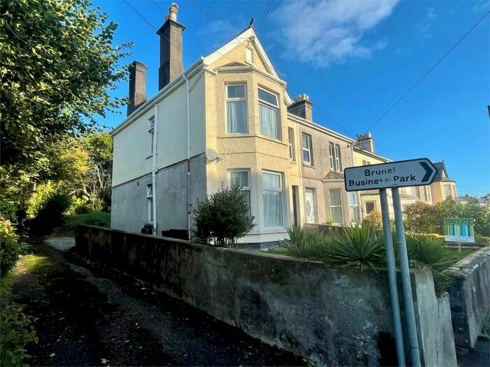 1 Bedroom Flat To Rent In 27 Carlyon Road, St Austell, Cornwall, PL25