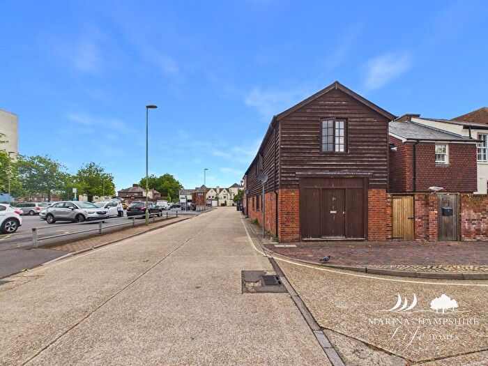 2 Bedroom Mews For Sale In High Street, Gosport, PO12