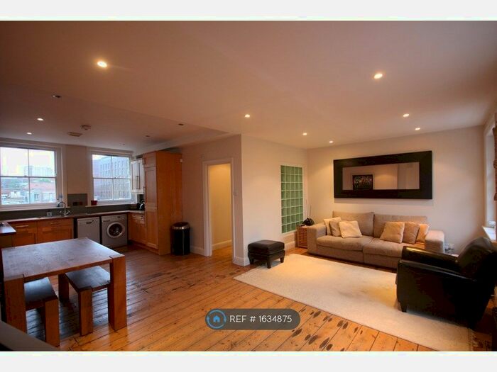 2 Bedroom Flat To Rent In New North Road, London, N1