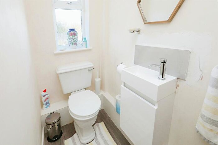3 Bedroom Detached Bungalow For Sale In Northfield Road, Swaffham, PE37