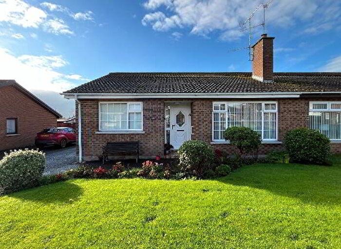 3 Bedroom Semi-detached Bungalows For Sale In Pineview Court, Gilford, BT63