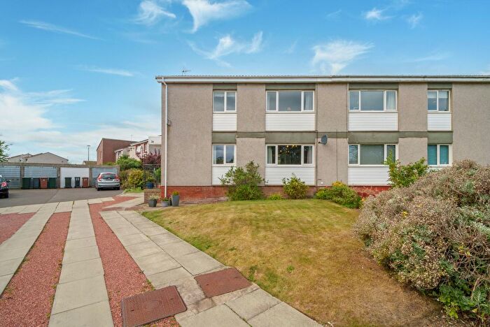 2 Bedroom Flat For Sale In Alnwickhill Park, Edinburgh, EH16