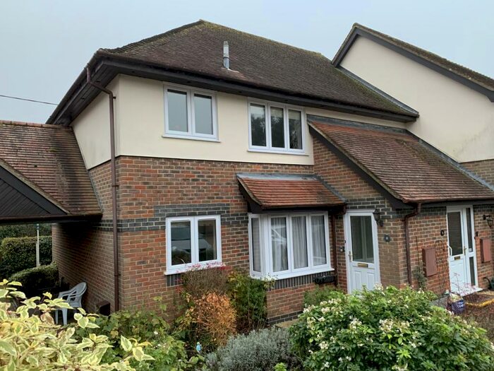 2 Bedroom Apartment For Sale In Garrett Close, Newbury, RG20