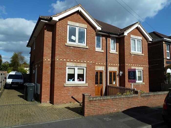 3 Bedroom Semi-Detached House To Rent In Trafalgar Road, Winton, Bournemouth, BH9