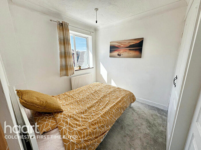 2 Bedroom End Of Terrace House For Sale In Orwell Close, Colchester, CO4