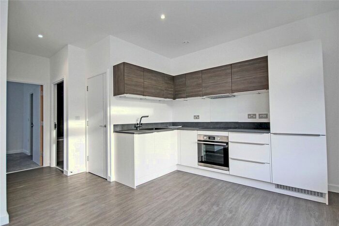 2 Bedroom Flat To Rent In Prestige House, - High Street, Egham, Surrey, TW20