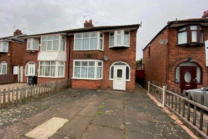 3 Bedroom Semi-Detached House To Rent In Barkby Road, Leicester LE4