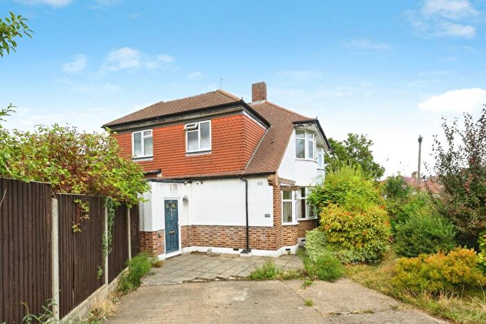 3 Bedroom Semi Detached House For Sale In Oakhill Road, Sutton, SM1