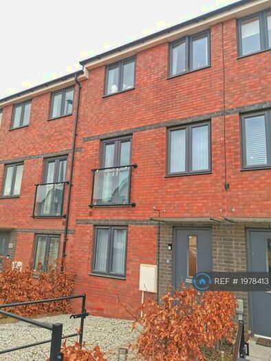 4 Bedroom Terraced House To Rent In Tithebarn Way, Tithebarn, Exeter, EX1