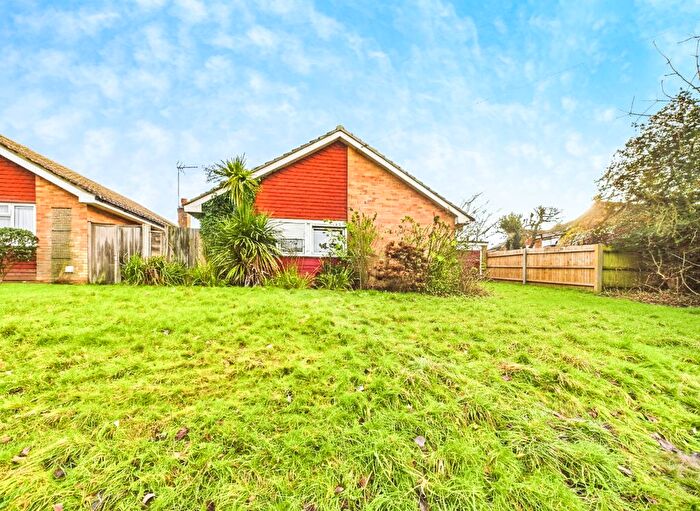 3 Bedroom Detached Bungalow For Sale In Lambs Farm Road, Horsham, RH12