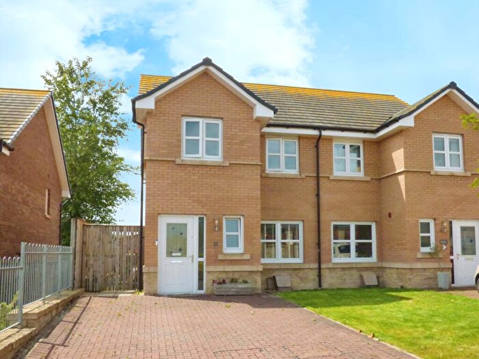 3 Bedroom Semi-Detached House For Sale In Oak Street, Kinghorn, Burntisland, KY3