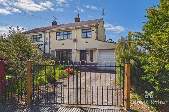 3 Bedroom Semi Detached House For Sale In Worsley Road, Lytham St. Annes, Lancashire, FY8