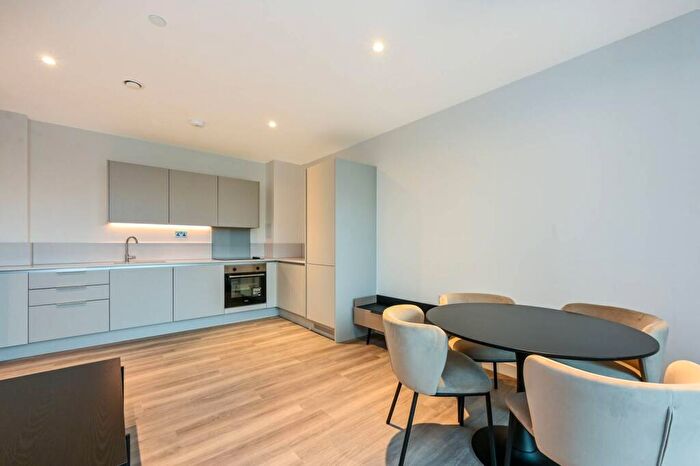 1 Bedroom Flat To Rent In Assay Apartments, Station View, Guildford, Guildford, GU1