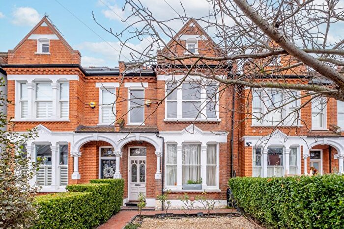 4 Bedroom Terraced House To Rent In Elms Crescent, SW4