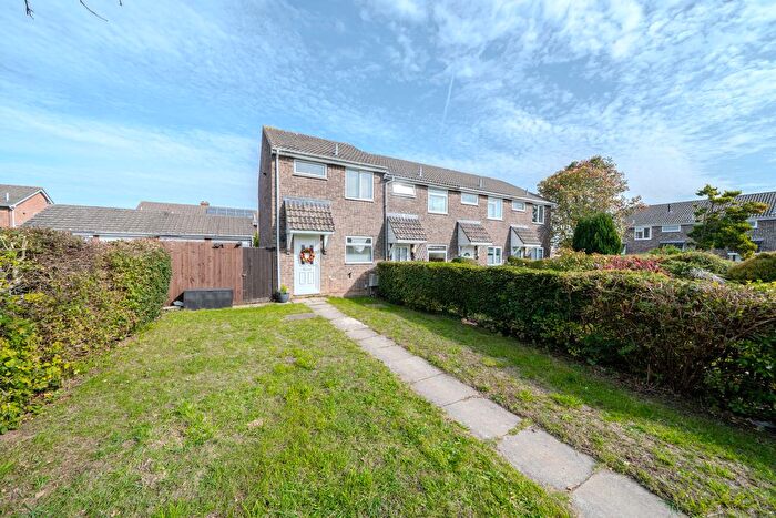 2 Bedroom End Terrace House For Sale In Holly Close, Chepstow, NP16
