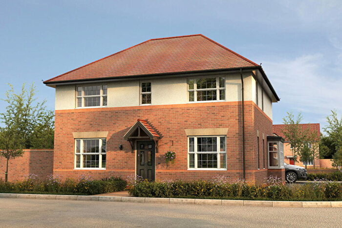 4 Bedroom Detached House For Sale In Great Horwood Road, Winslow, MK18