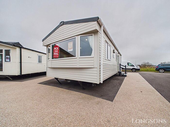 2 Bedroom Park Home For Sale In Bowland Fell Holiday Park, BD23